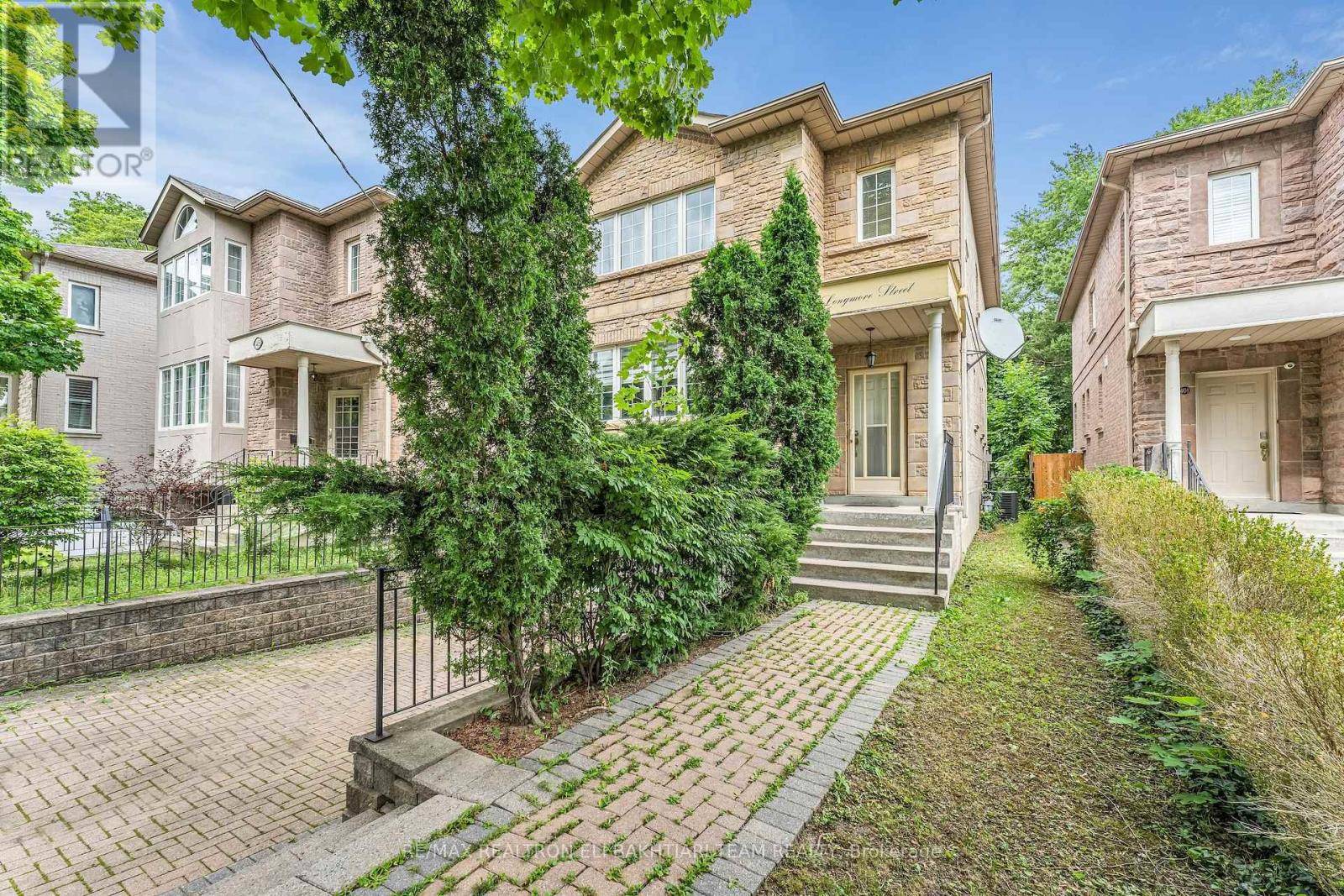 Toronto (willowdale East), ON M2N5C2,403 LONGMORE STREET