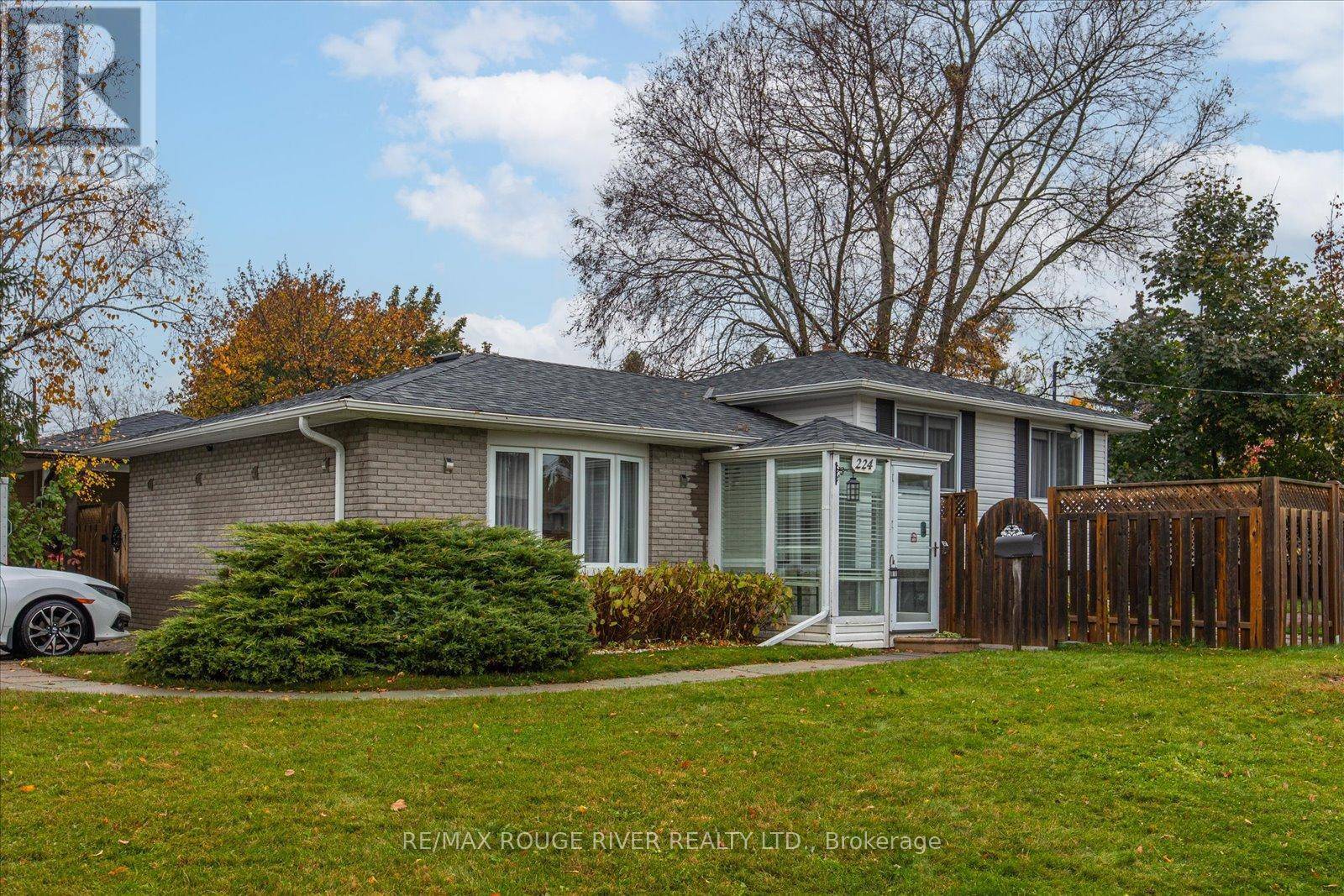 Oshawa (eastdale), ON L1G1X5,224 ARDEN DRIVE