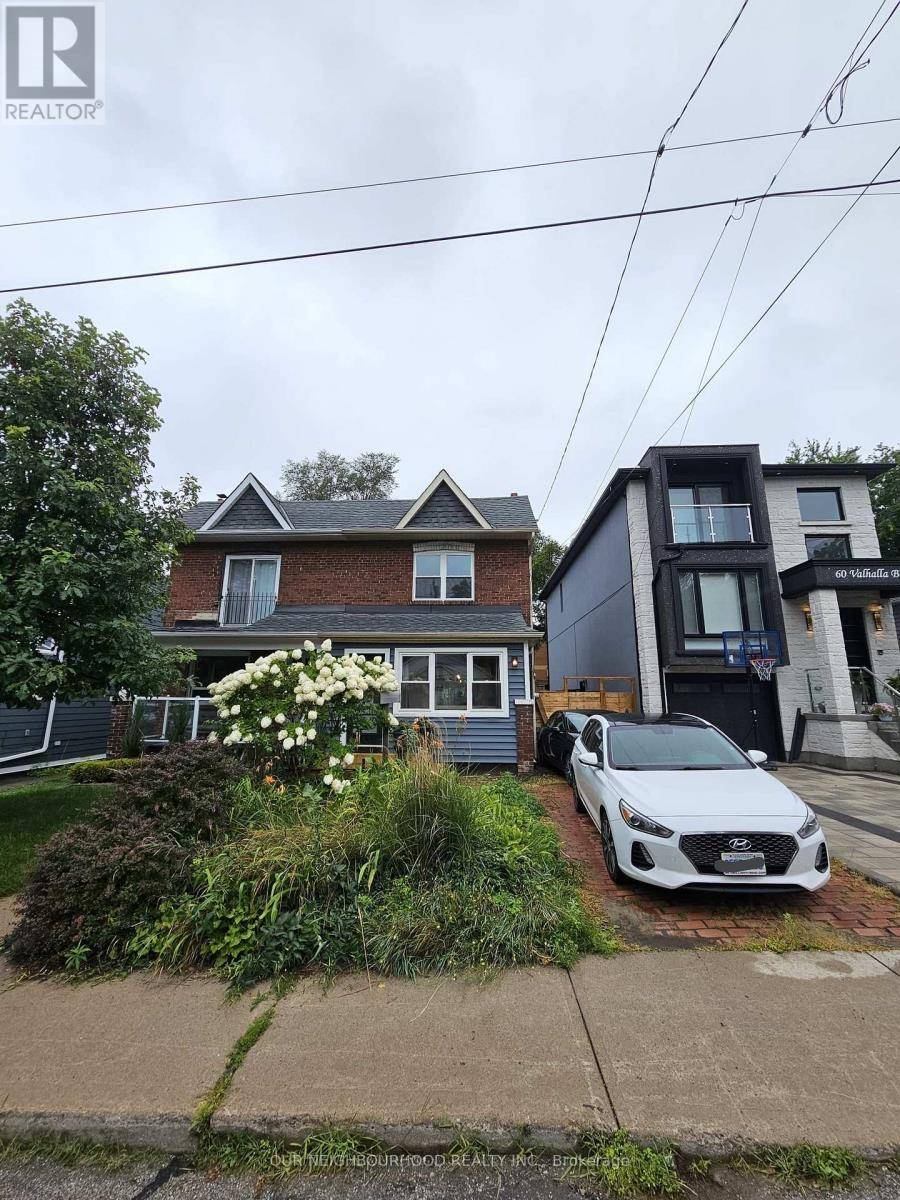 Toronto (birchcliffe-cliffside), ON M1N3B3,58 Valhalla BLVD #A