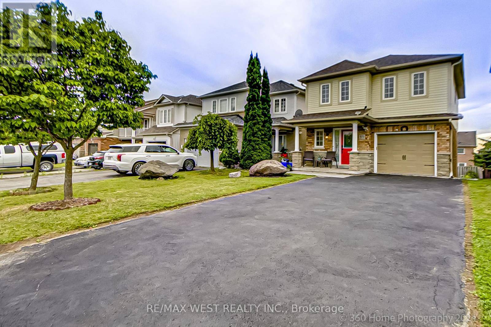 Oshawa (samac), ON L1K2R7,571 BLYTHWOOD SQUARE