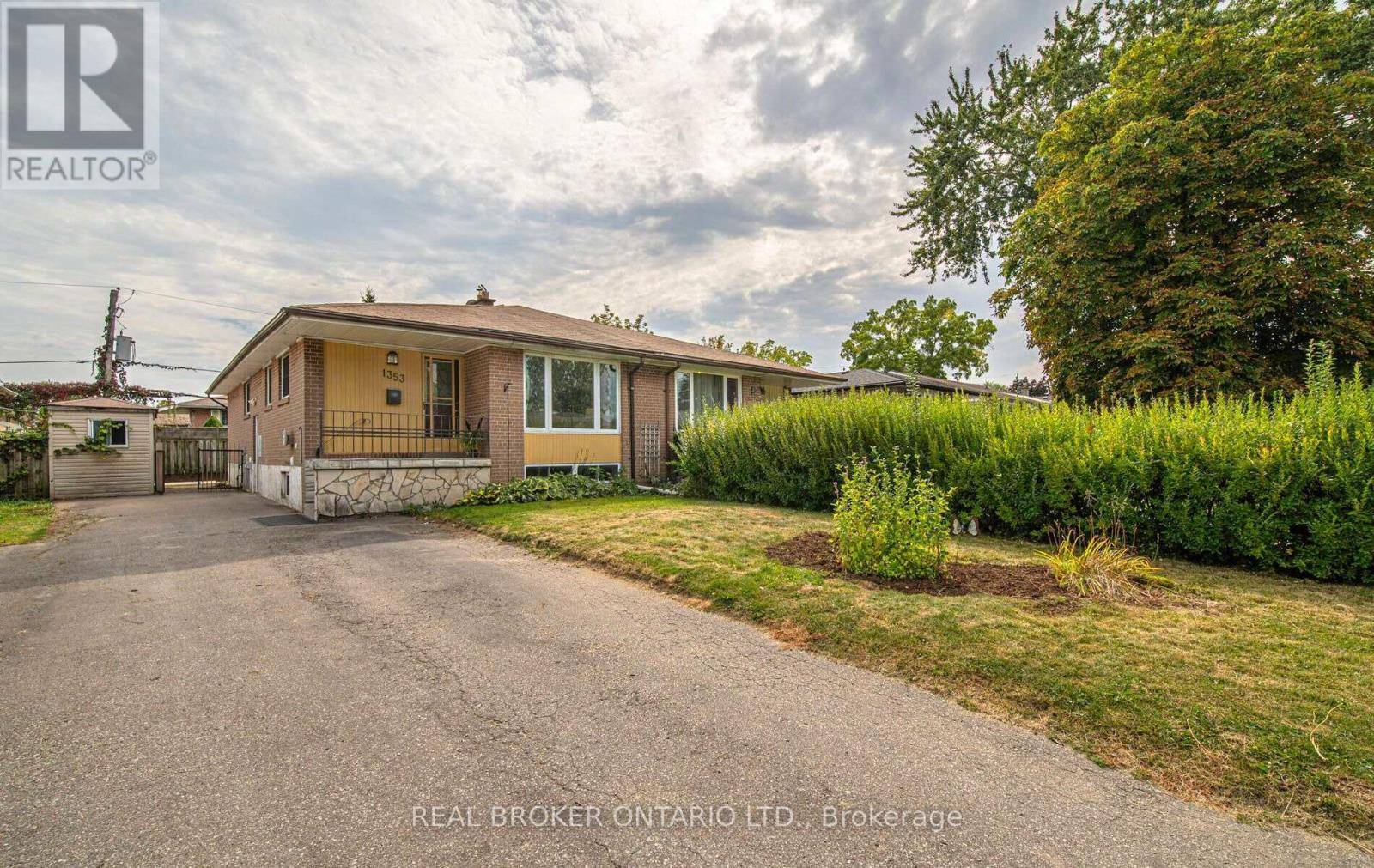 Pickering (bay Ridges), ON L1W1L2,1353 Poprad AVE #Bsmt 2