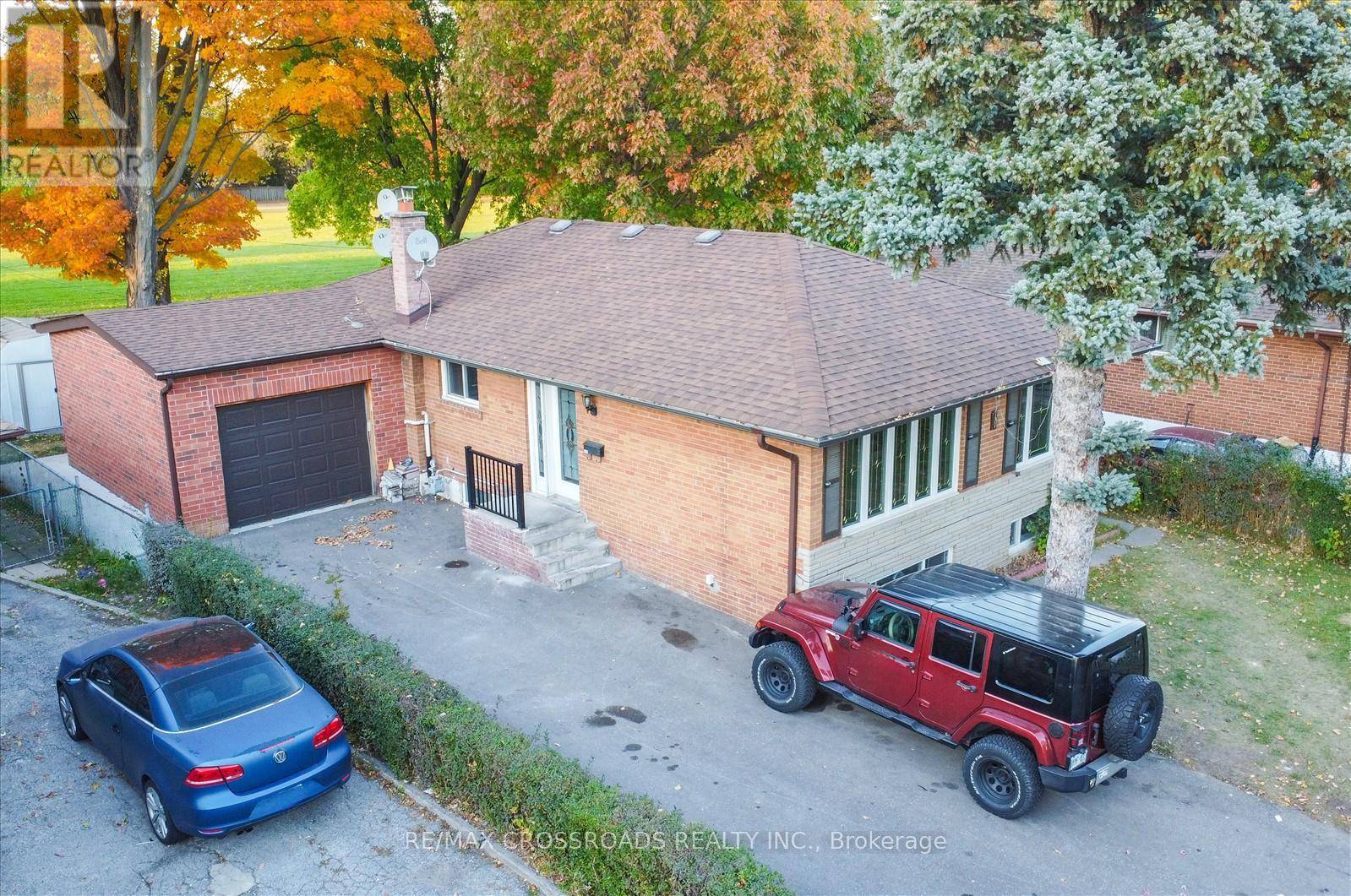 Toronto (woburn), ON M1G1Z3,64 CHANDLER DRIVE