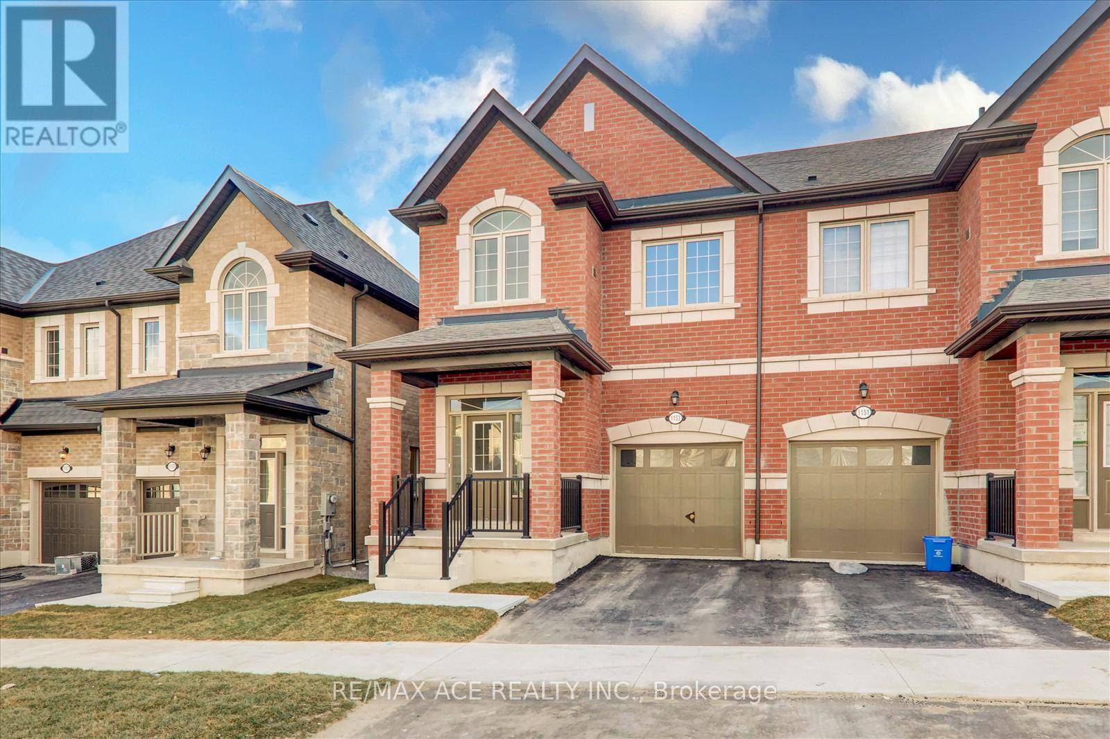 Pickering, ON L1X0M5,1153 AZALEA AVENUE