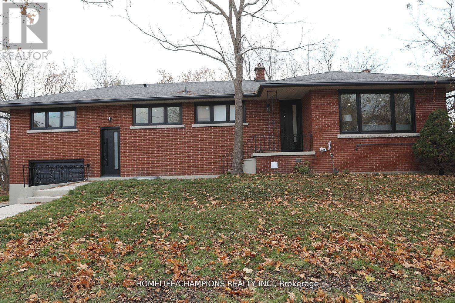 Oshawa (vanier), ON L1J4V1,426 CROMWELL AVENUE