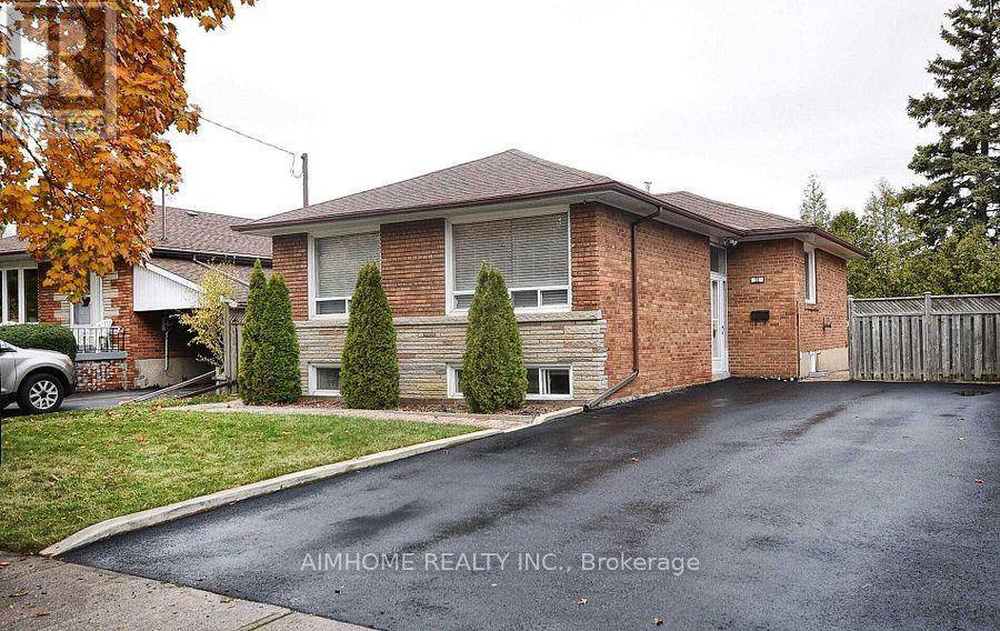 Toronto (woburn), ON M1G1V8,56 Shawford CRES #Main