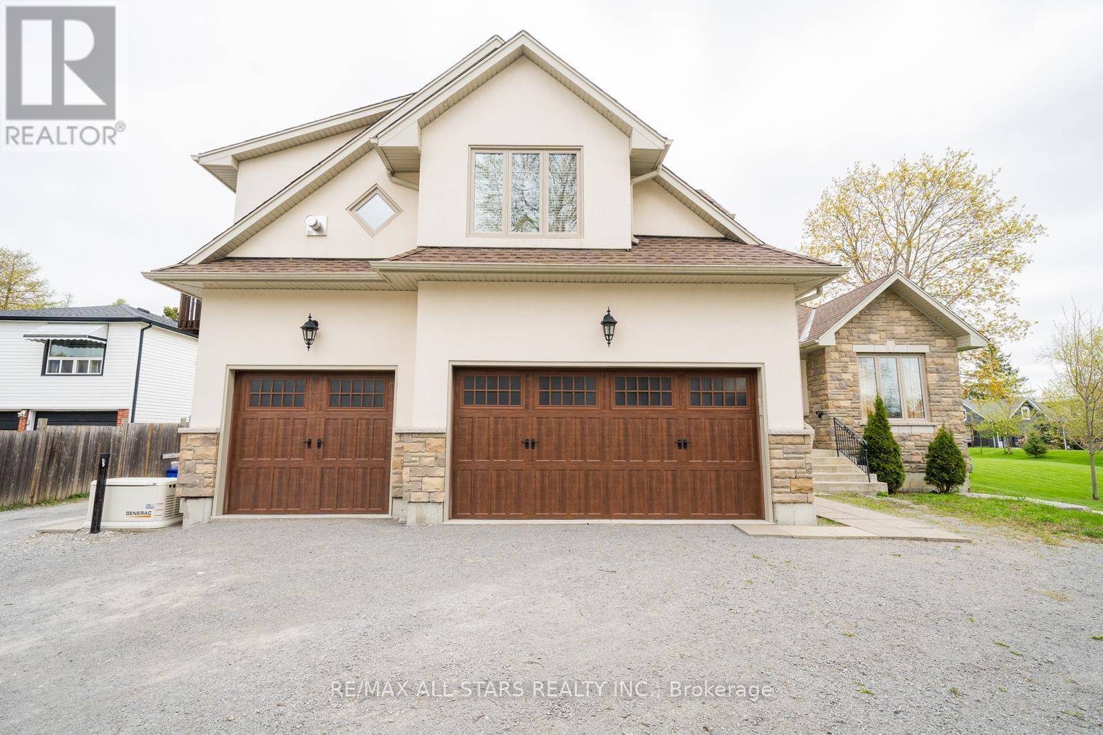 Pickering, ON L1Y1B4,5023 FRANKLIN STREET
