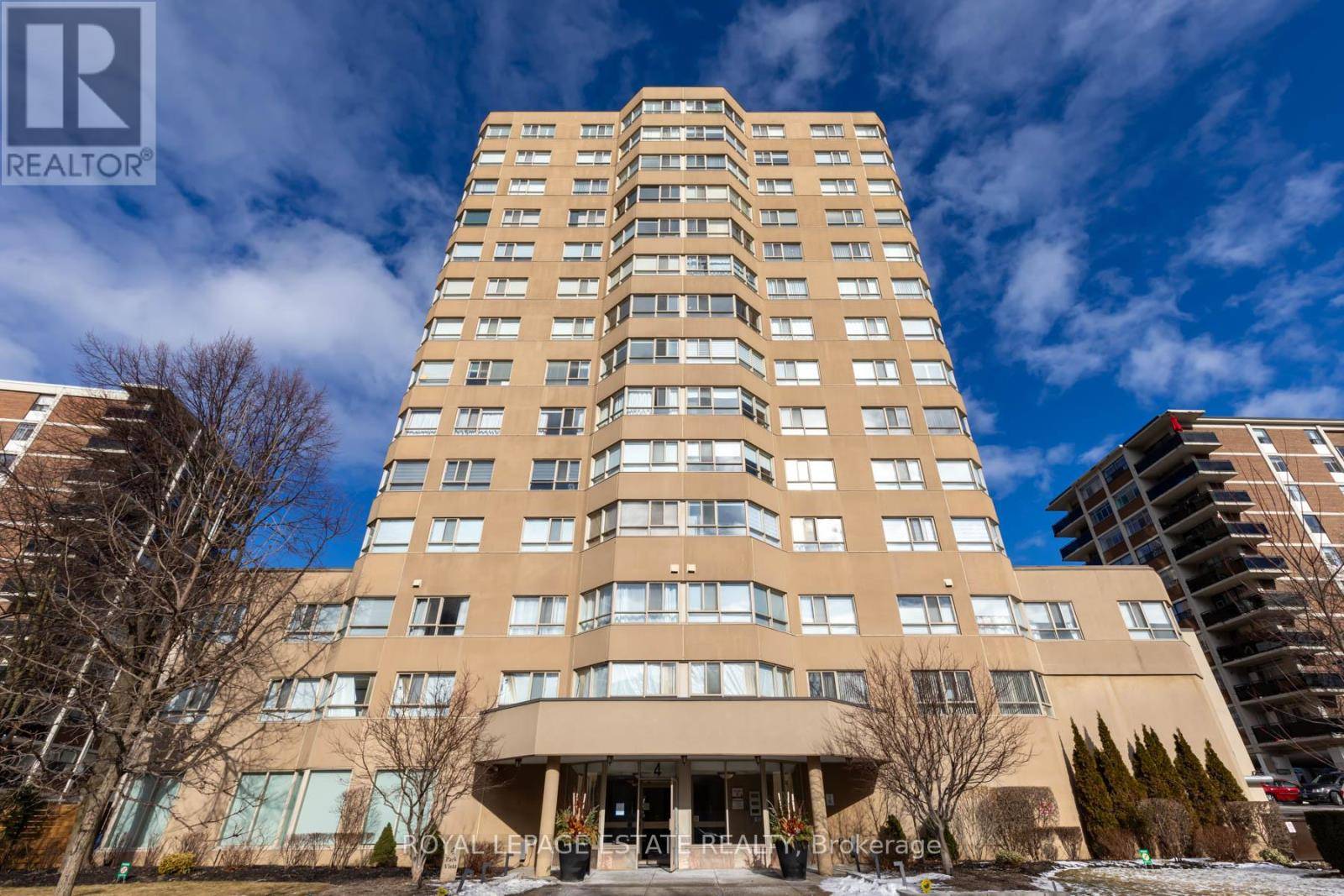 Toronto (o'connor-parkview), ON M4B3M8,4 Park Vista DR #604