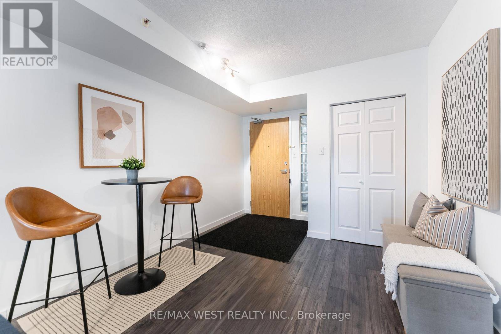 Toronto (malvern), ON M1B5J7,5800 Sheppard AVE East #414