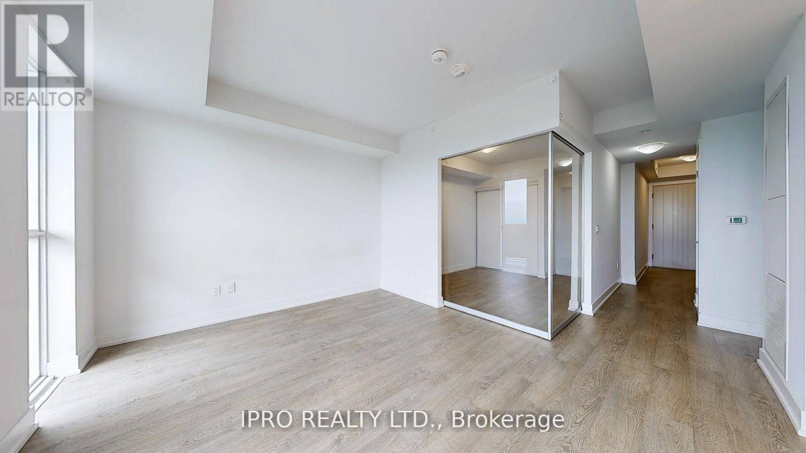 Oshawa (windfields), ON L1L0R5,2550 Simcoe ST West #1821
