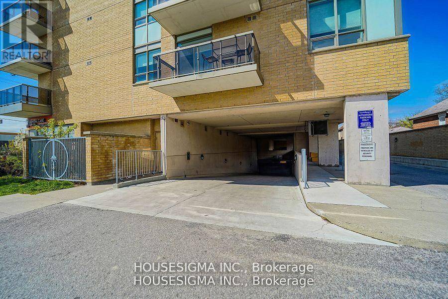 Toronto (oakridge), ON M1L1E5,3520 Danforth AVE #417