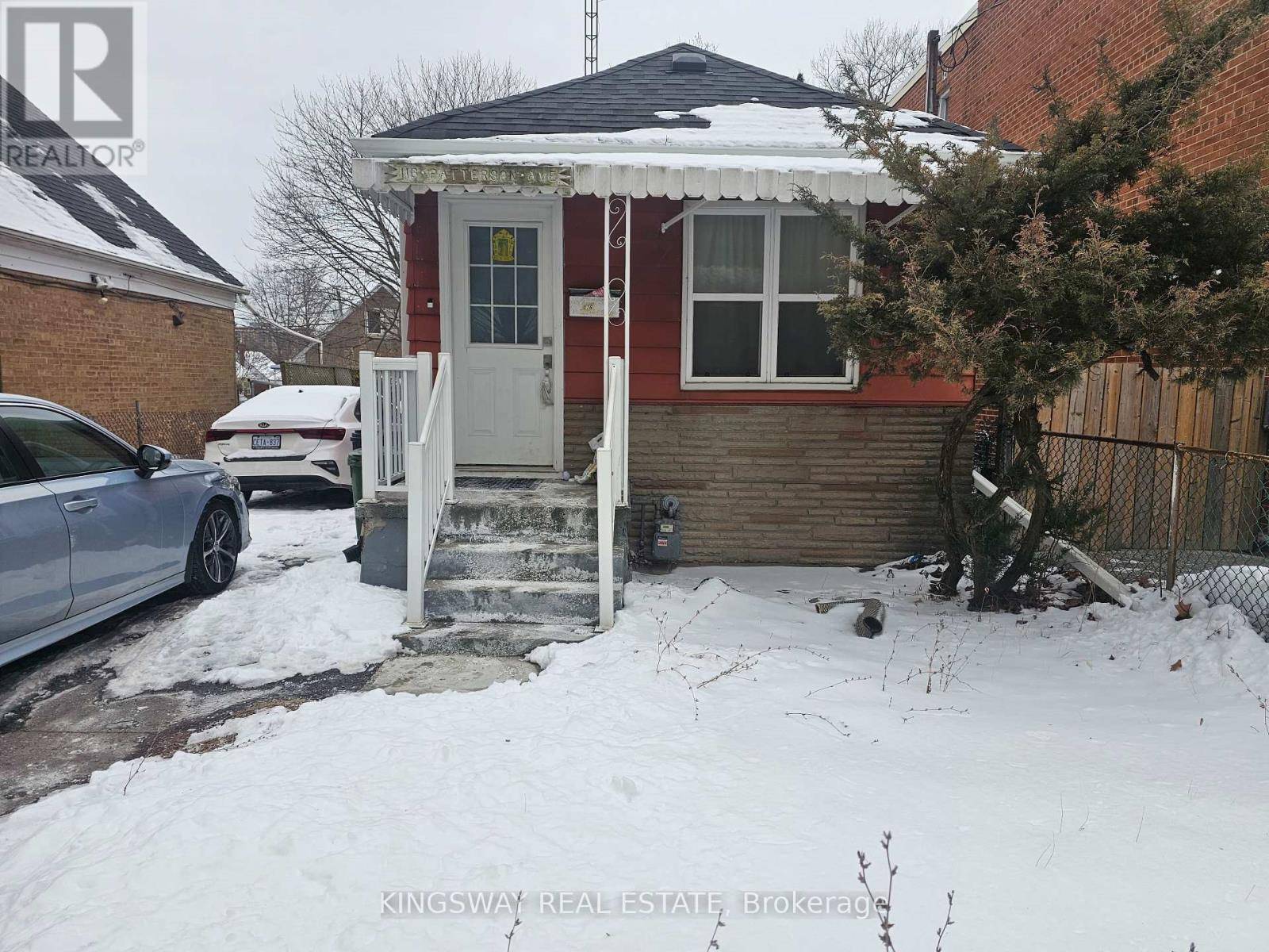 Toronto (oakridge), ON M1L3Y6,116 PATTERSON AVENUE