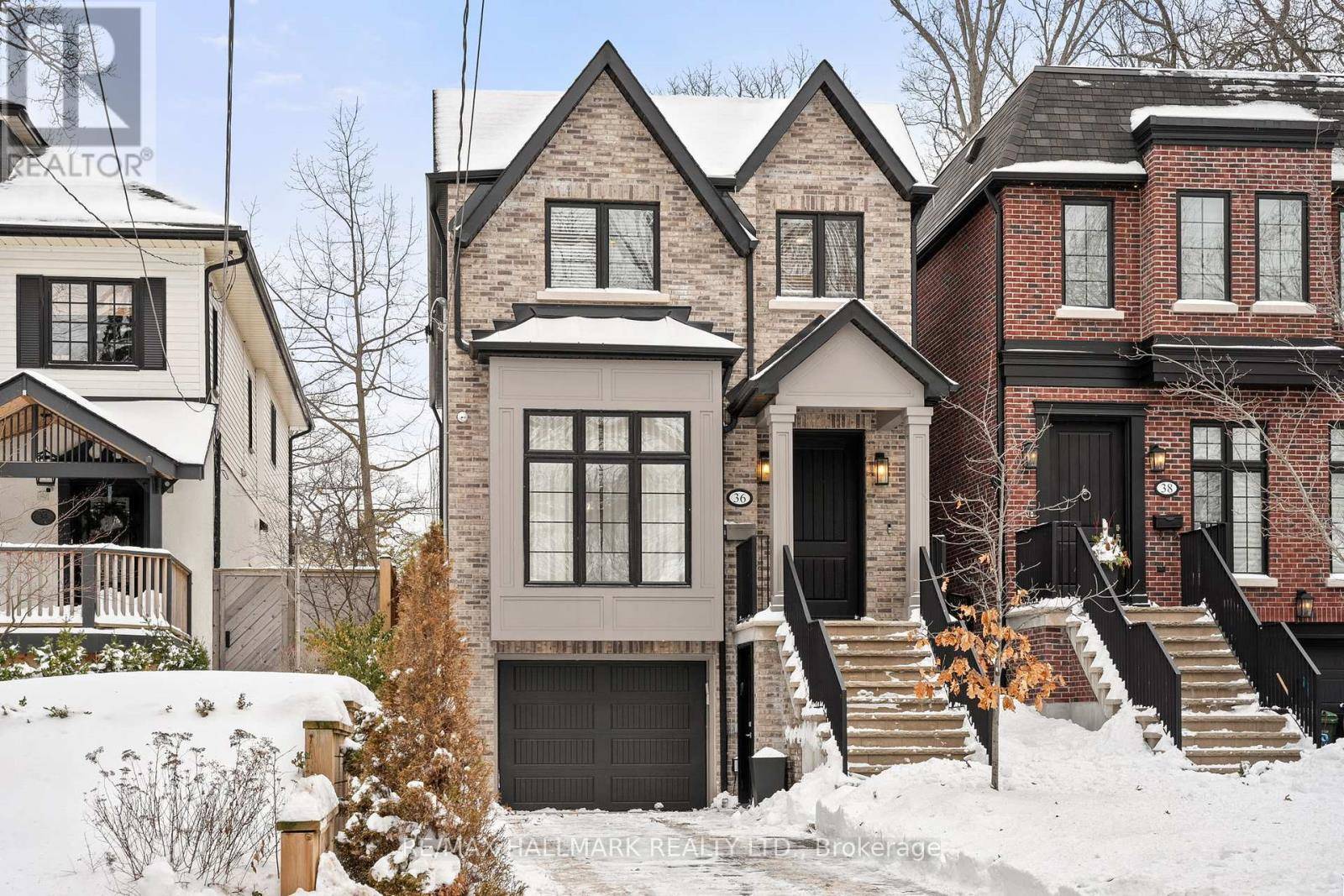 Toronto (birchcliffe-cliffside), ON M1N2R4,36 BLANTYRE AVENUE