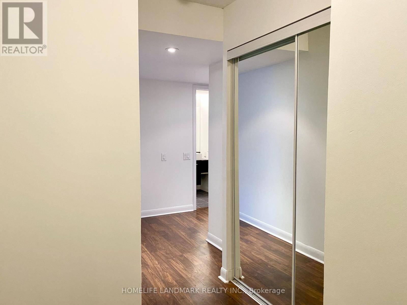 Toronto (bendale), ON M1P0B6,190 Borough DR #3102