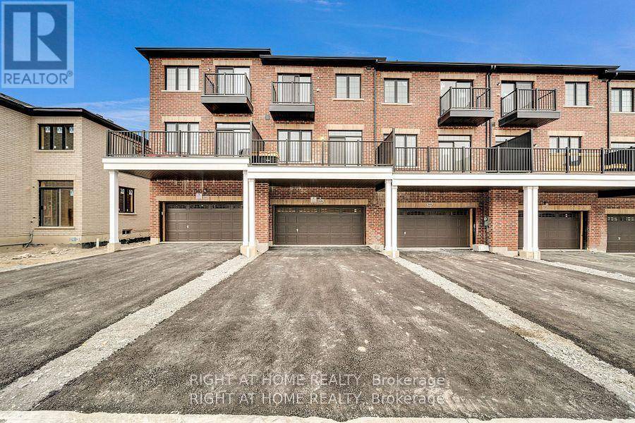 Pickering, ON L1X2R2,2650 DELPHINIUM TRAIL