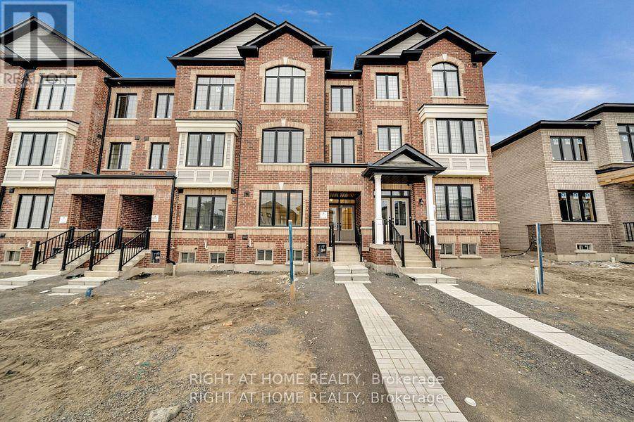 Pickering, ON L1X2R2,2650 DELPHINIUM TRAIL