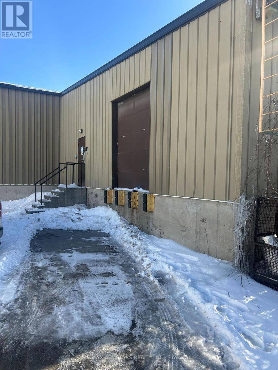 Whitby (whitby Industrial), ON L1N7B1,153 Crown CT #2