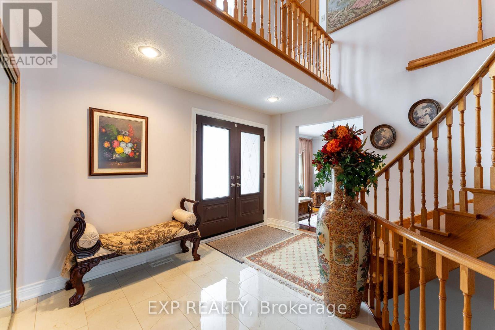 Toronto (highland Creek), ON M1C1E2,39 WATSON STREET