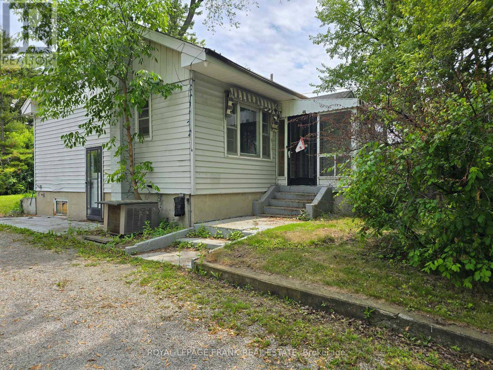 Pickering (rougemount), ON L1V1M4,1469 ALTONA ROAD