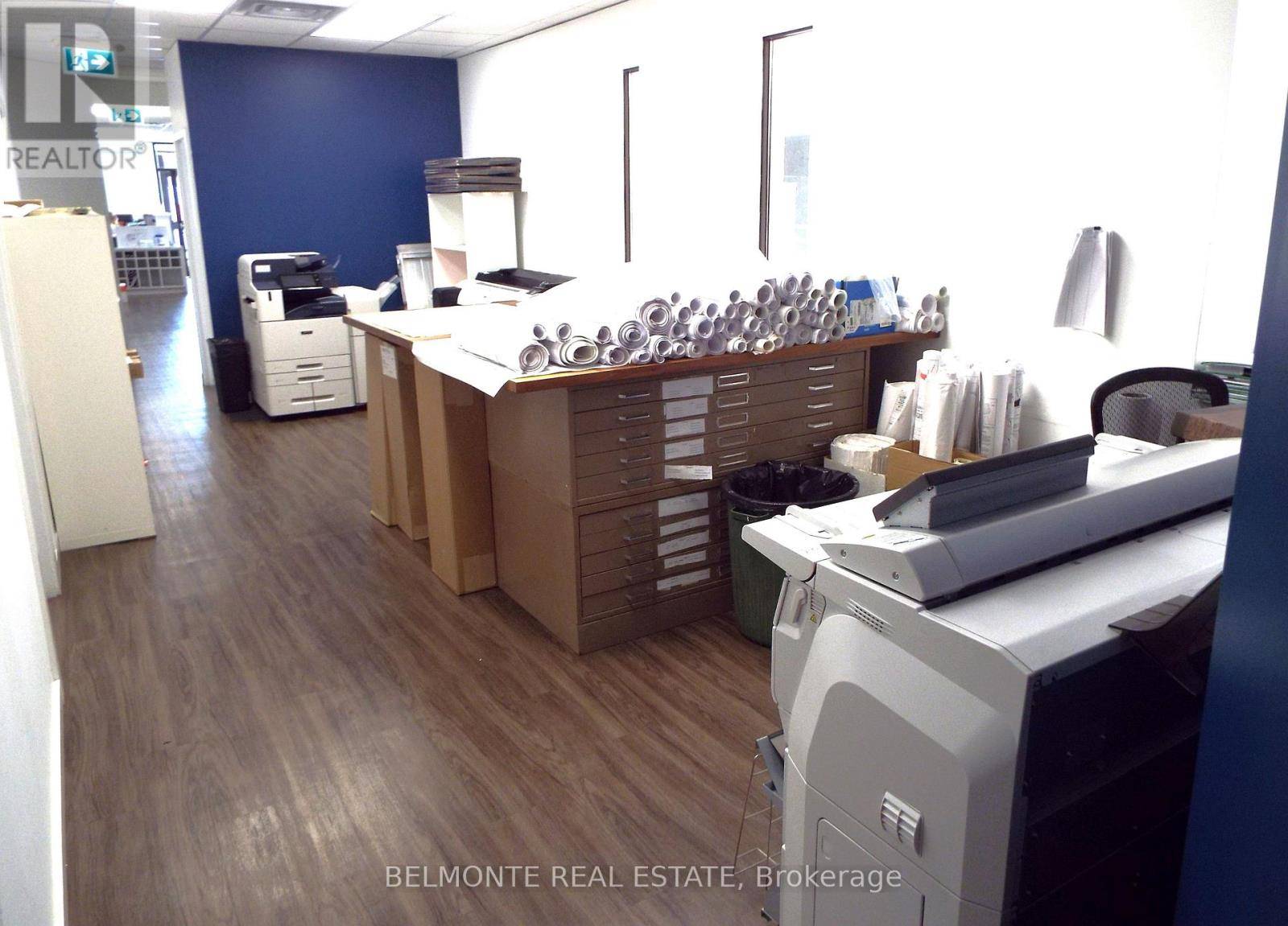 Oshawa (o'neill), ON L1H1B6,96 KING STREET E