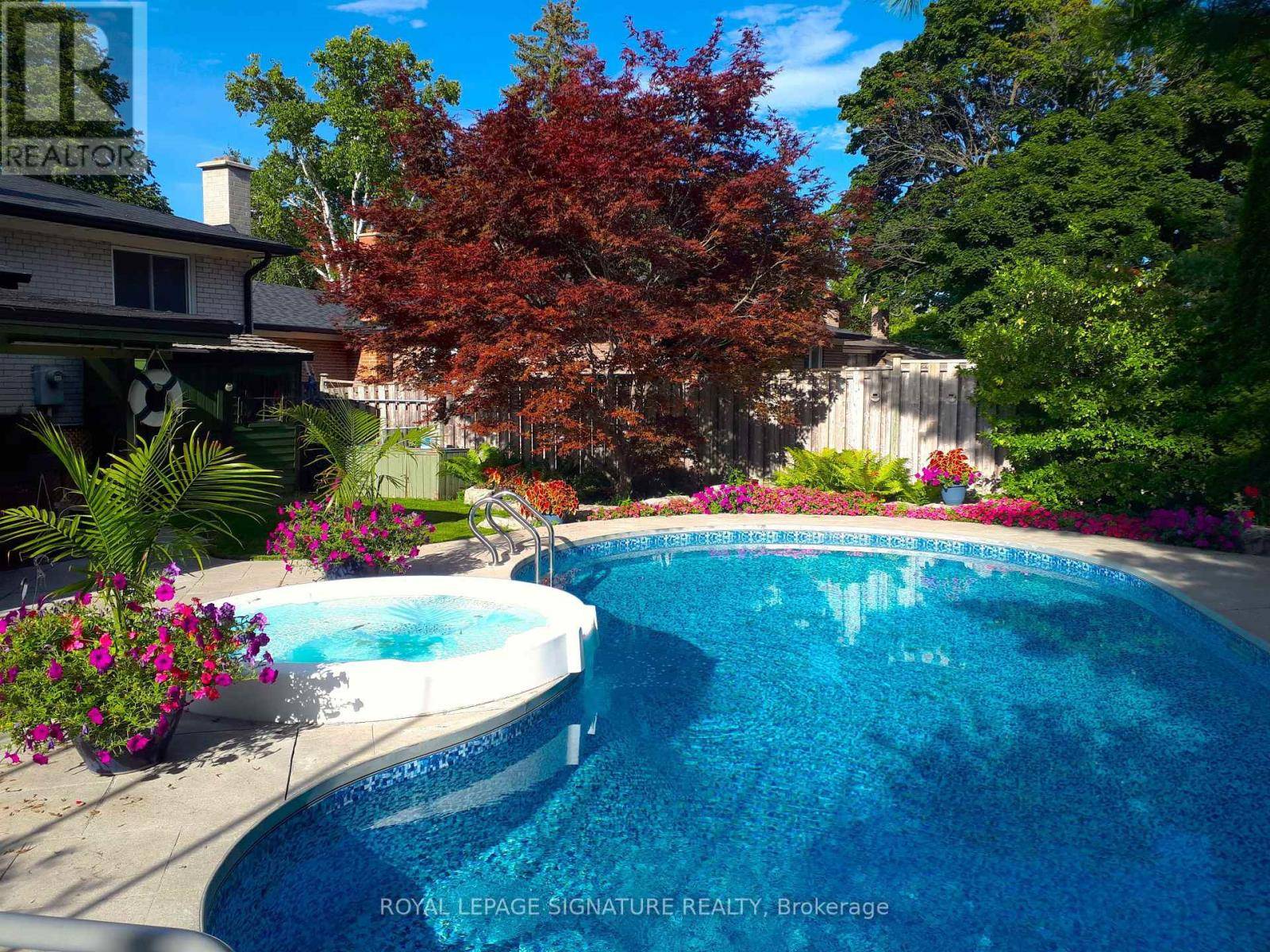 Toronto (woburn), ON M1G3P5,21 GRISELDA CRESCENT