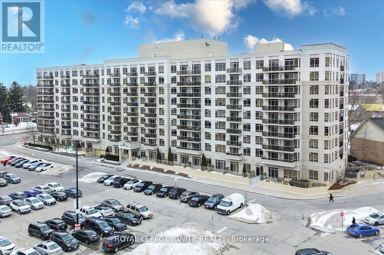 Toronto (scarborough Village), ON M1M3X9,3650 Kingston RD #808