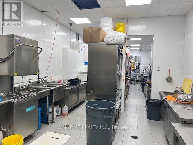 Toronto (milliken), ON M1V0E3,390 Silver Star BLVD #132