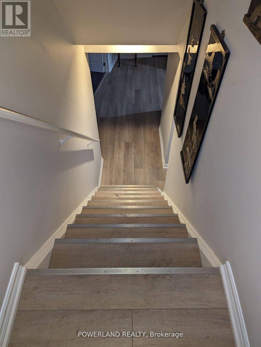 Whitby (blue Grass Meadows), ON L1N3T6,108 Bowman AVE #basement