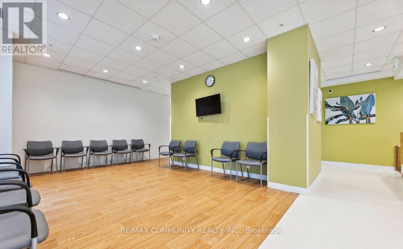 Oshawa (mclaughlin), ON L1J0E4,550 BOND STREET W