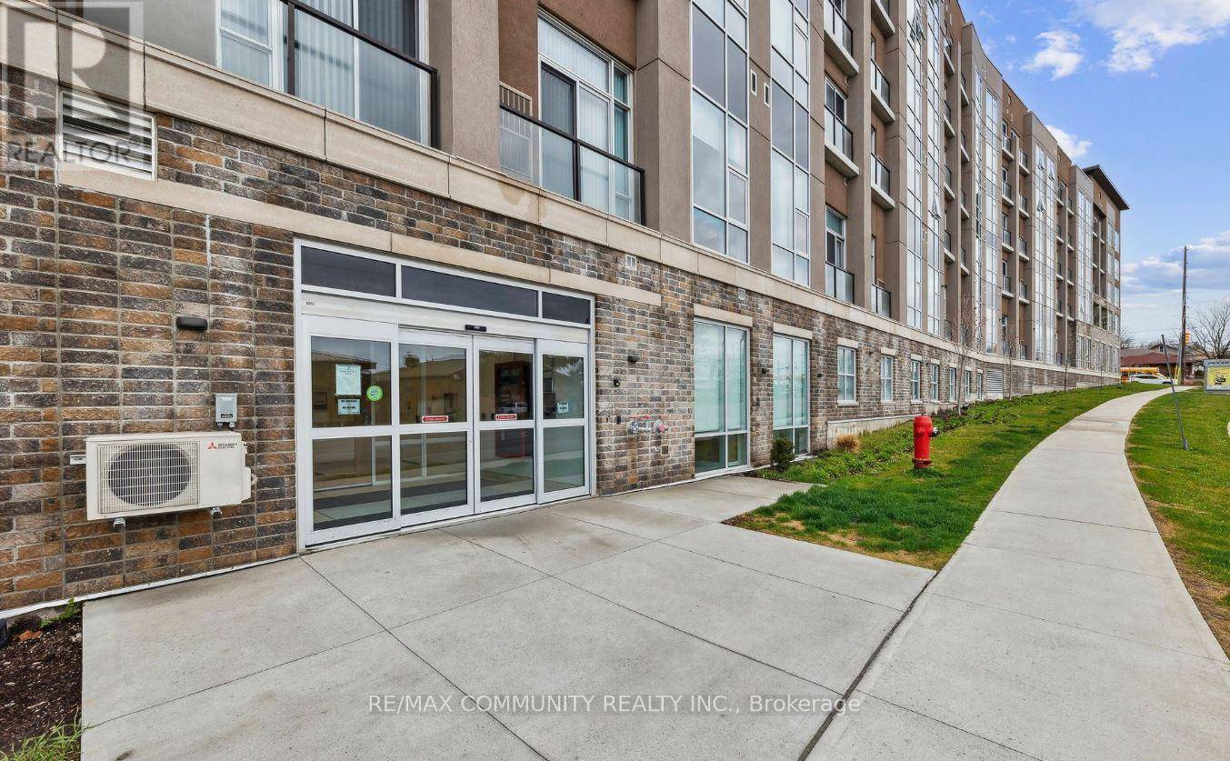Oshawa (mclaughlin), ON L1J0E4,550 BOND STREET W