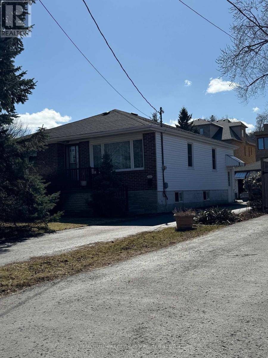 Pickering (west Shore), ON L1W2S2,700 VICTORY DRIVE