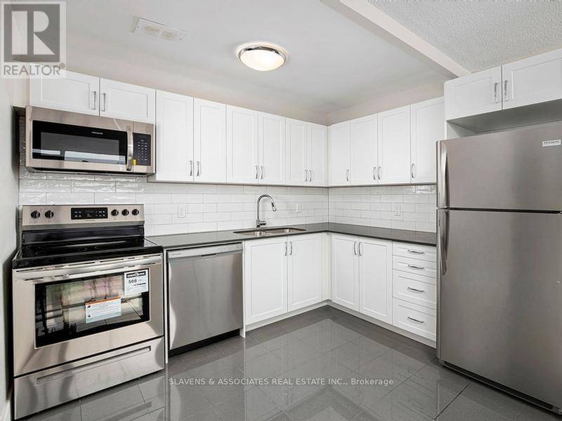 Toronto (scarborough Village), ON M1J2G3,3101 Eglinton AVE East #408