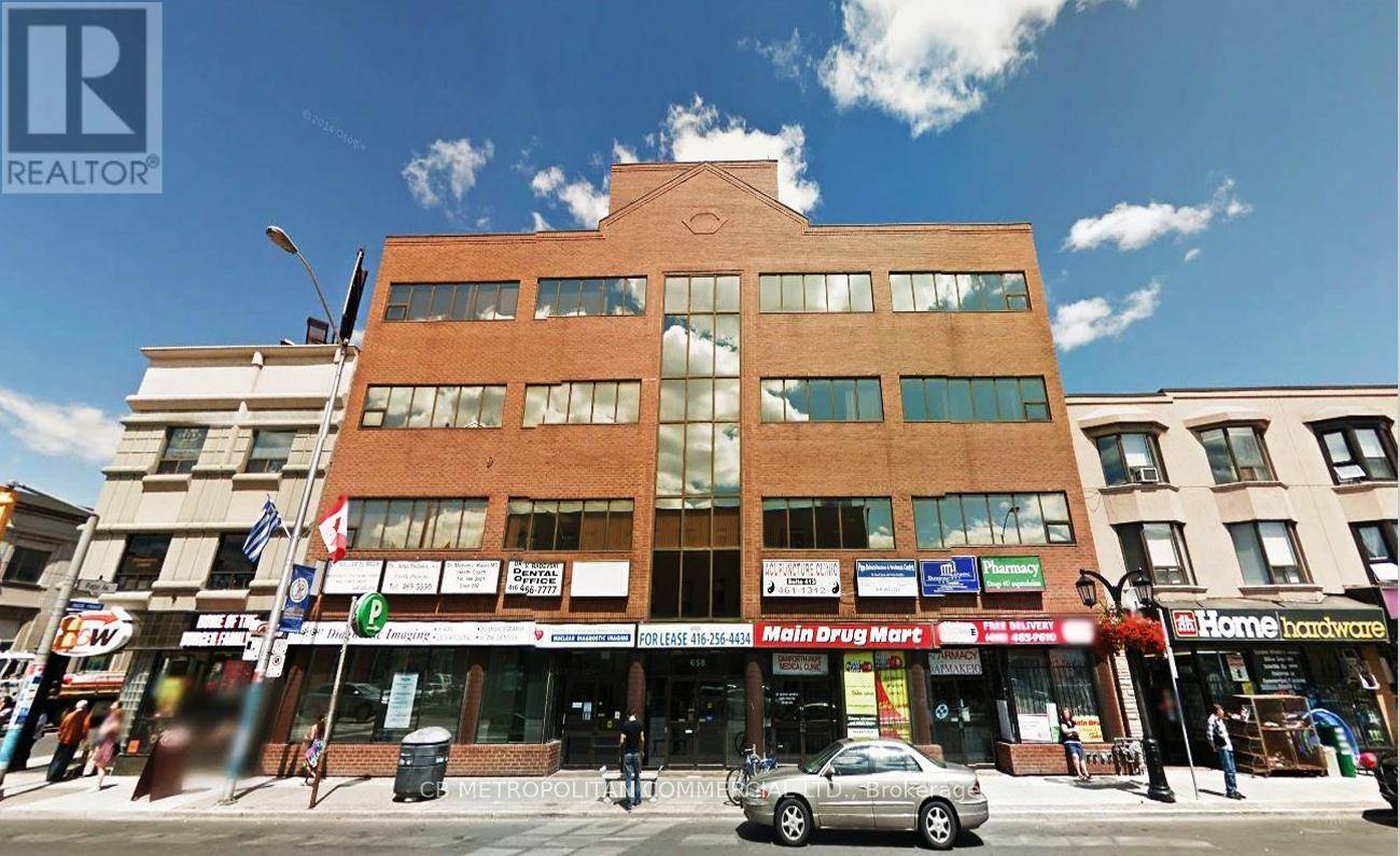 Toronto (danforth), ON M4J5B9,658 Danforth AVE #301