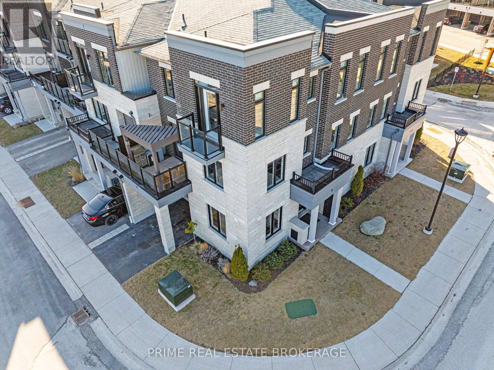 Clarington (bowmanville), ON L1C7E8,2 KING WILLIAM WAY