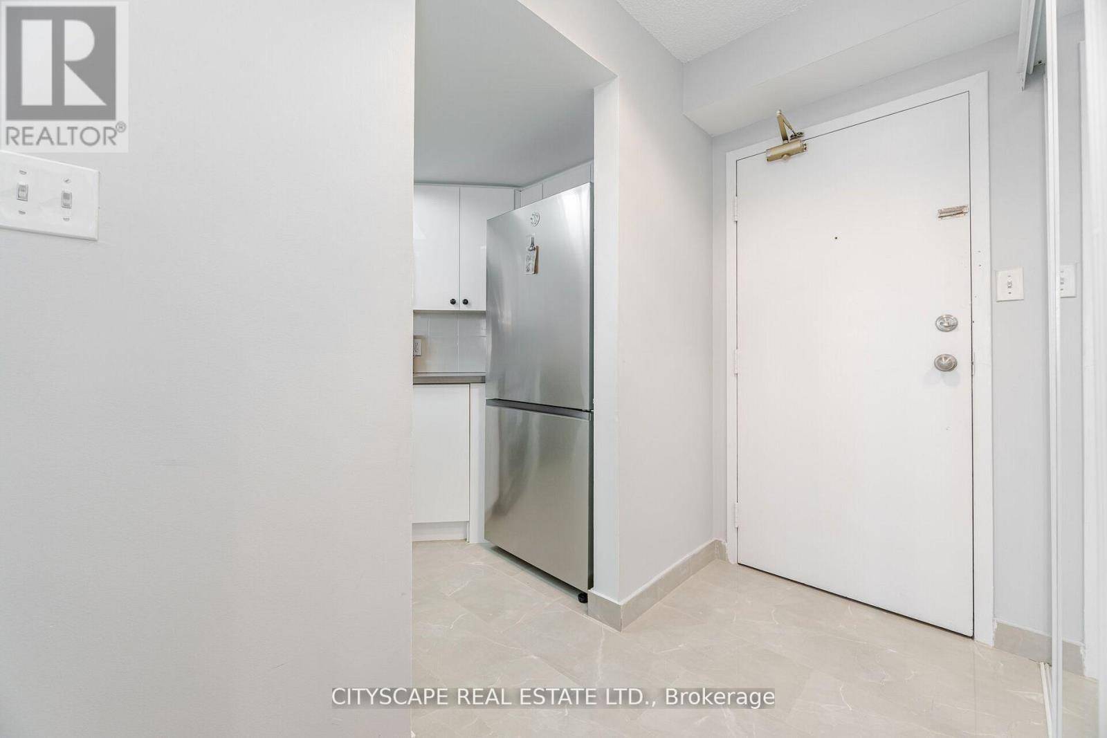 Toronto (dorset Park), ON M1P4Z3,2550 Lawrence AVE #1411