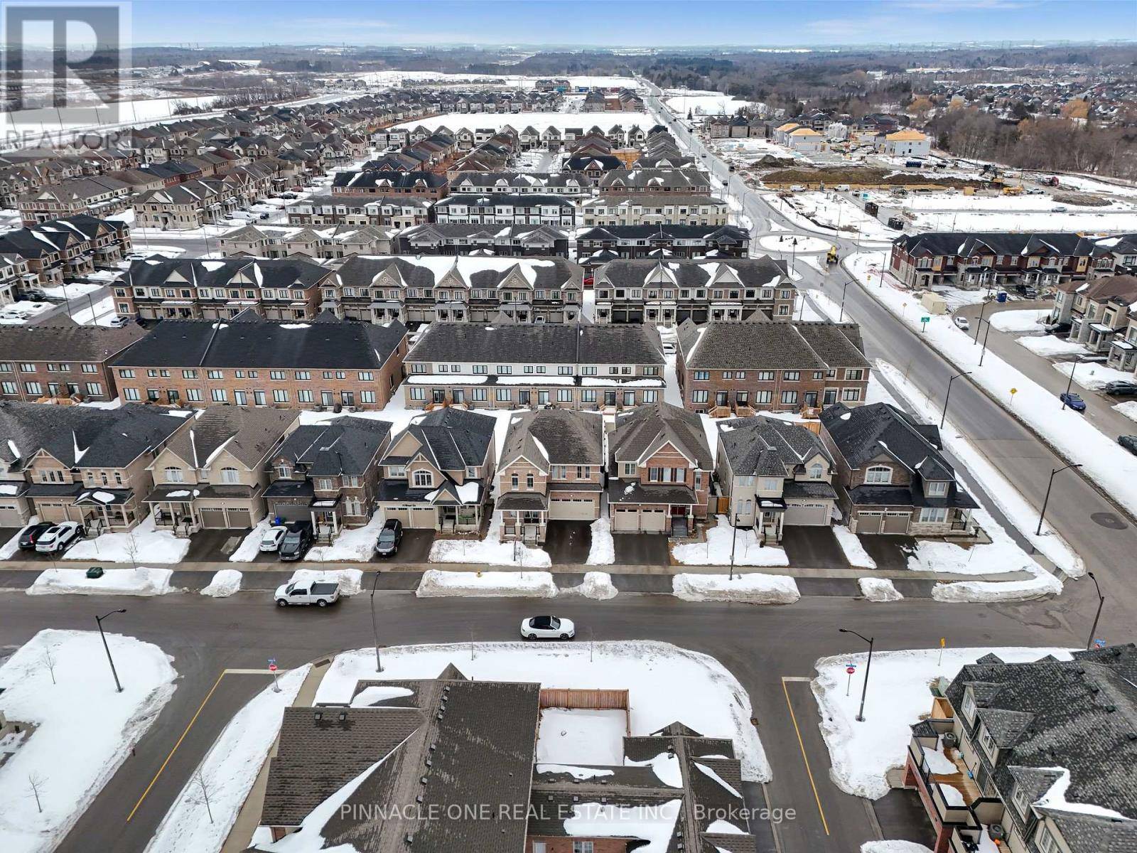 Whitby, ON L1P0J1,7 OLERUD DRIVE