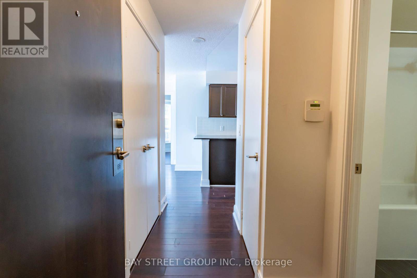Toronto (agincourt South-malvern West), ON M1S0G4,135 Village Green SQ #1818