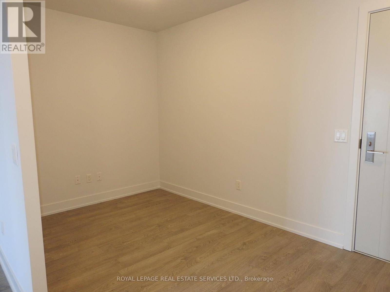 Oshawa (windfields), ON L1L0R5,2550 Simcoe ST North #610