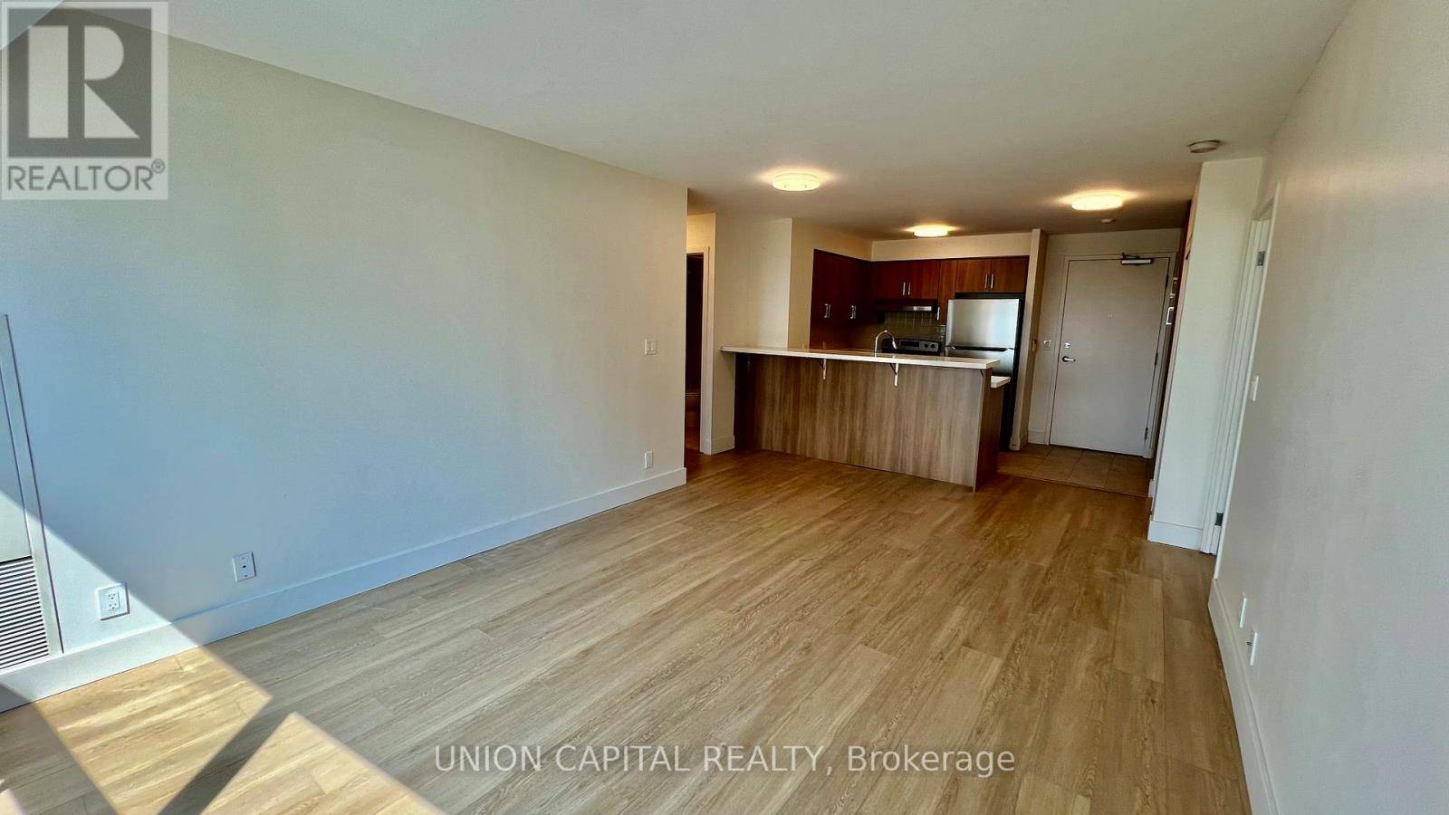 Toronto (woburn), ON M1H3J7,38 Lee Centre DR South #1907