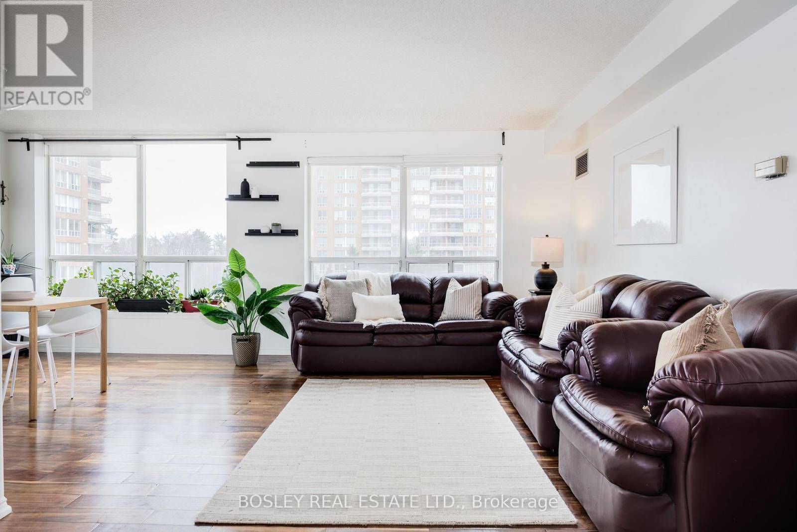 Toronto (malvern), ON M1B5P1,480 Mclevin AVE #707