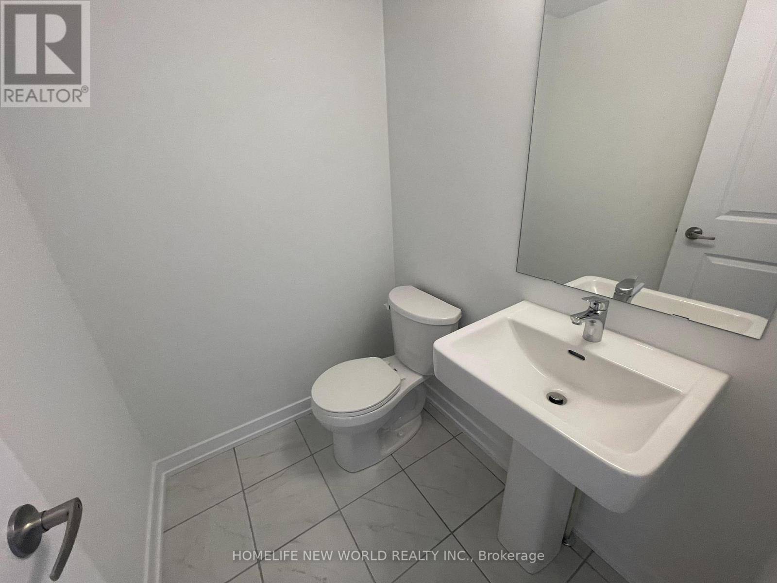 Toronto (bendale), ON M1P0G3,158 BROCKLEY DRIVE