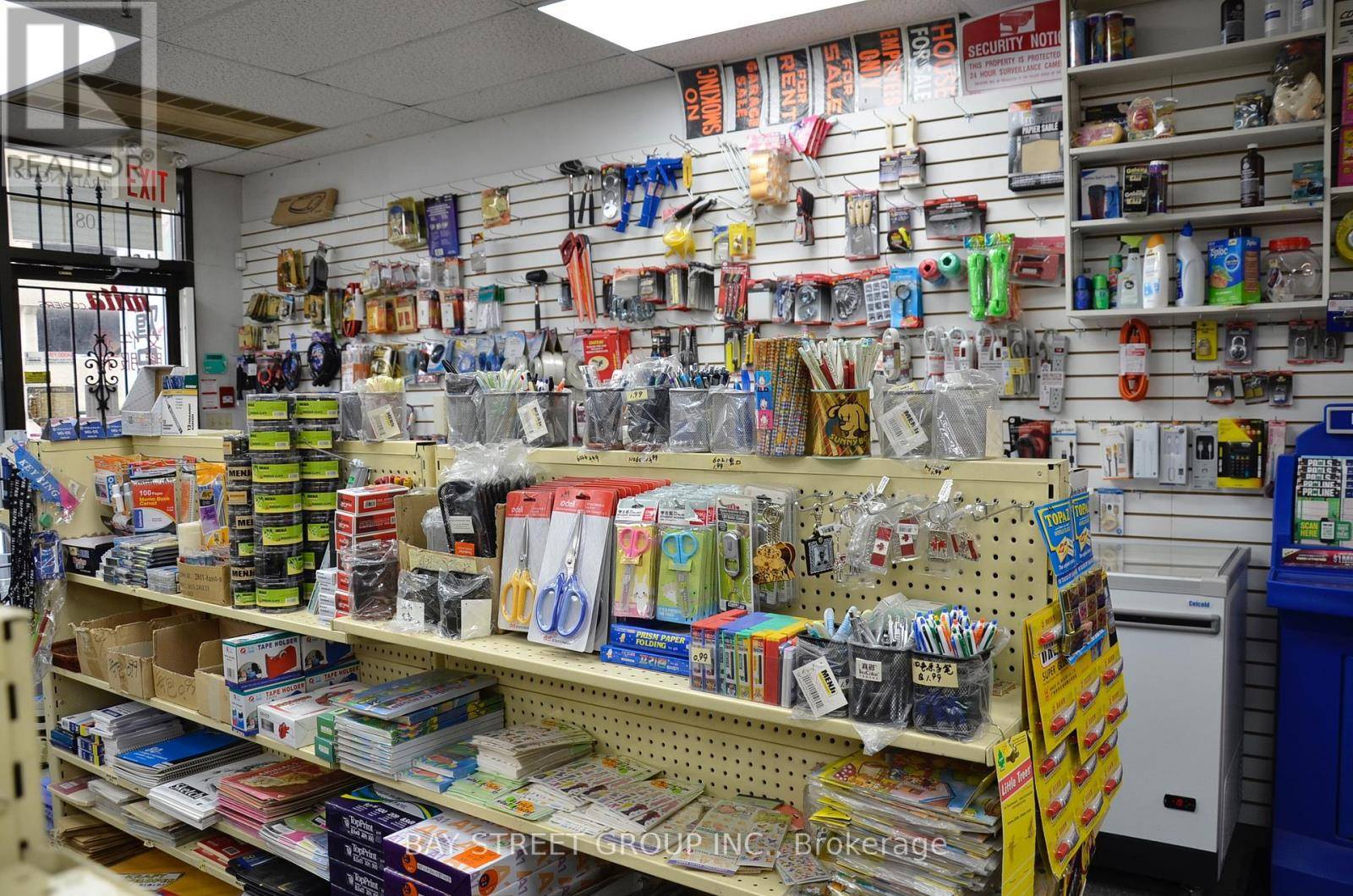 Toronto (agincourt South-malvern West), ON M1T3T8,2347 Kennedy RD #108