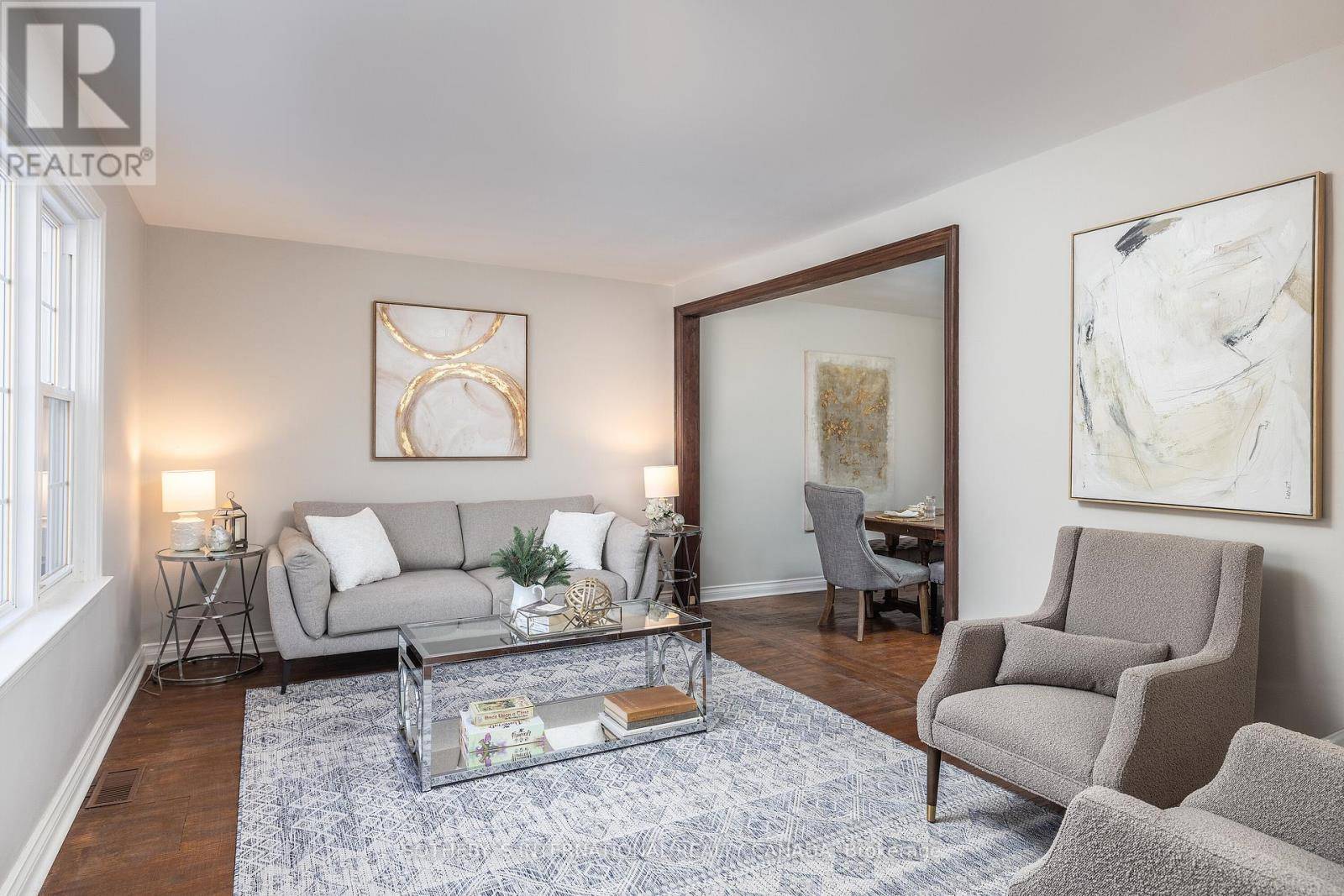 Toronto (clairlea-birchmount), ON M1L2H9,33 SOUTHMEAD ROAD