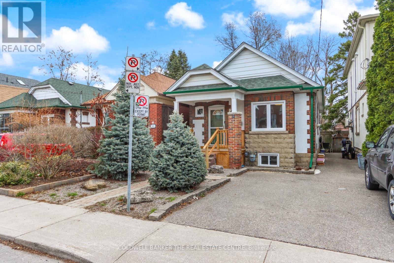 Toronto (east York), ON M4J2Y5,5 PEPLER AVENUE