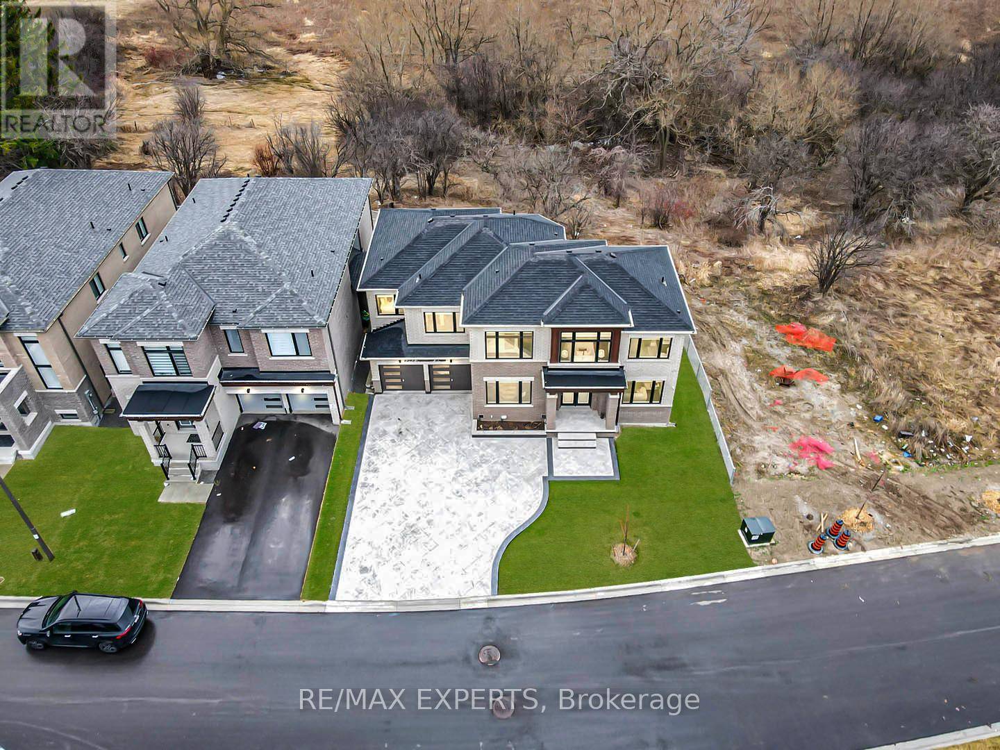 Oshawa (kedron), ON L1L0T1,1343 KLONDIKE COURT