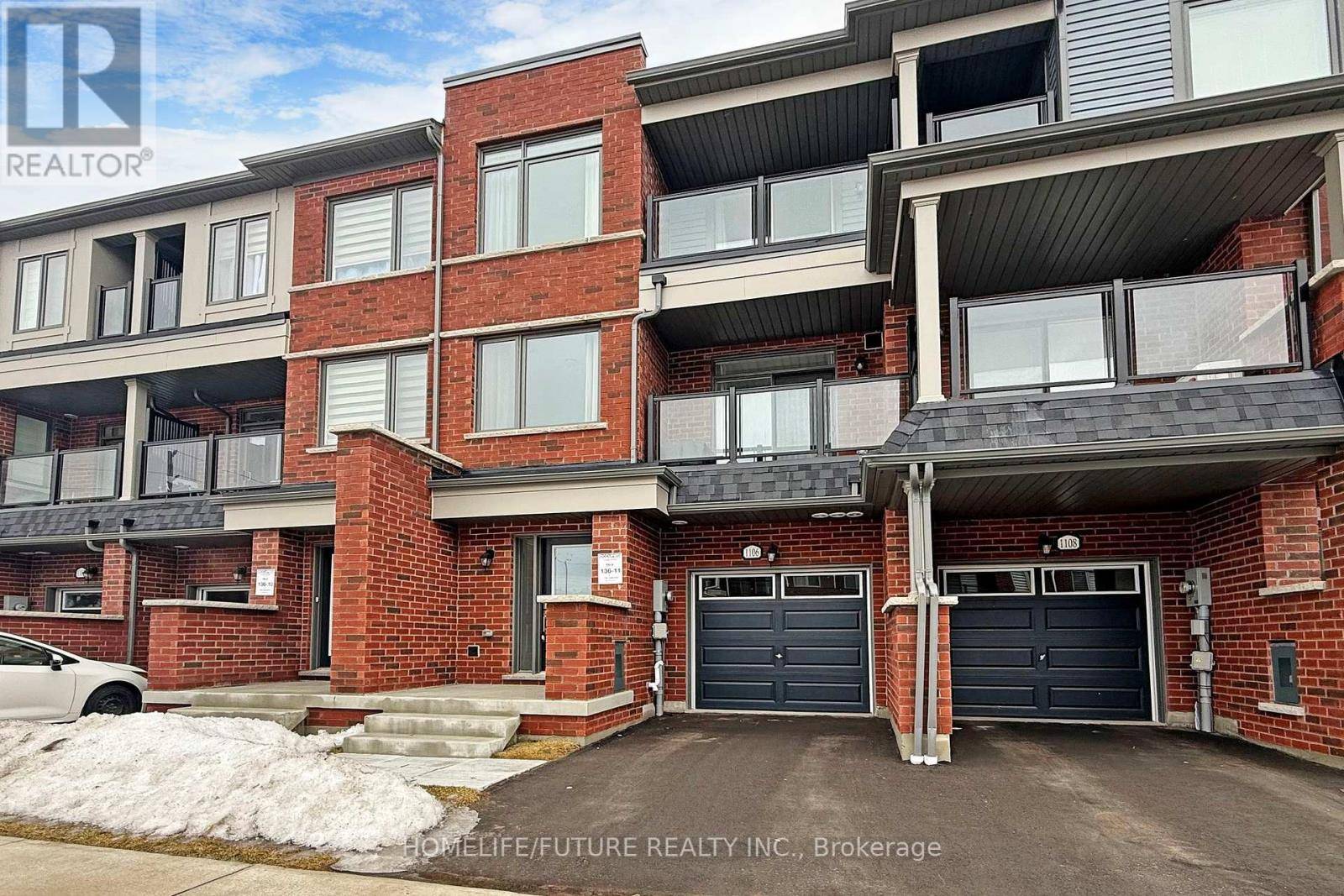 Oshawa (kedron), ON L1H7K5,1106 LOCKIE DRIVE