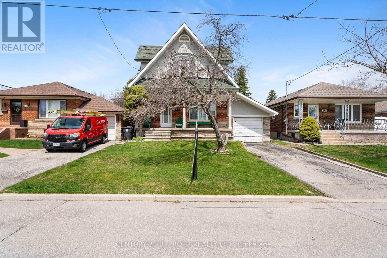 Toronto (kennedy Park), ON M1K2H2,68 MAYWOOD PARK