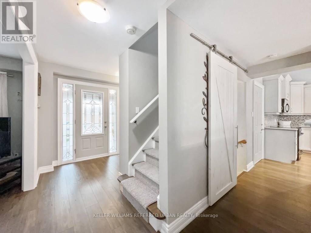 Whitby (downtown Whitby), ON L1N1Y1,406 LUPIN DRIVE