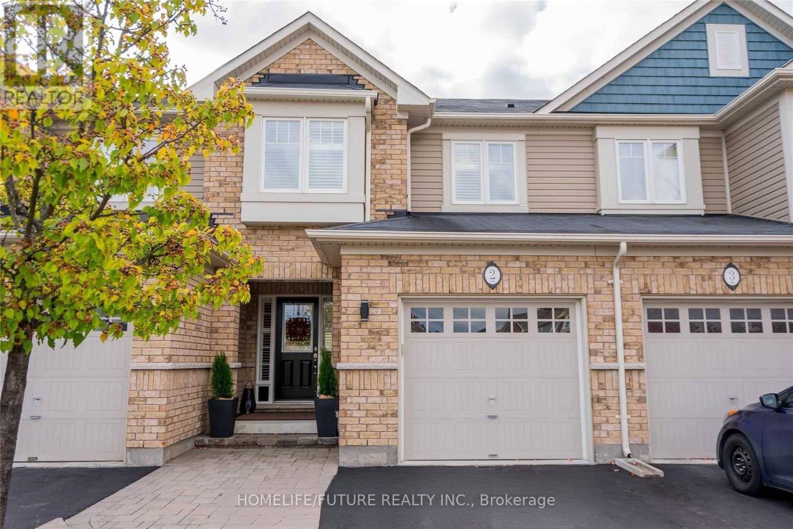 Oshawa (taunton), ON L1K0A6,1640 Grandview ST North #2