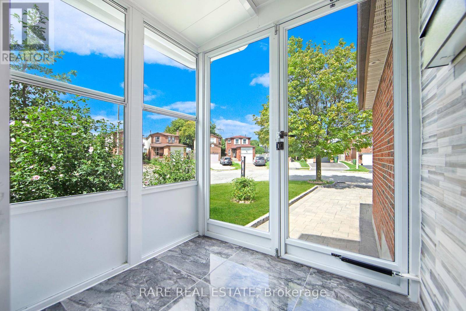 Toronto (agincourt North), ON M1V3C4,33 FIELDSIDE DRIVE
