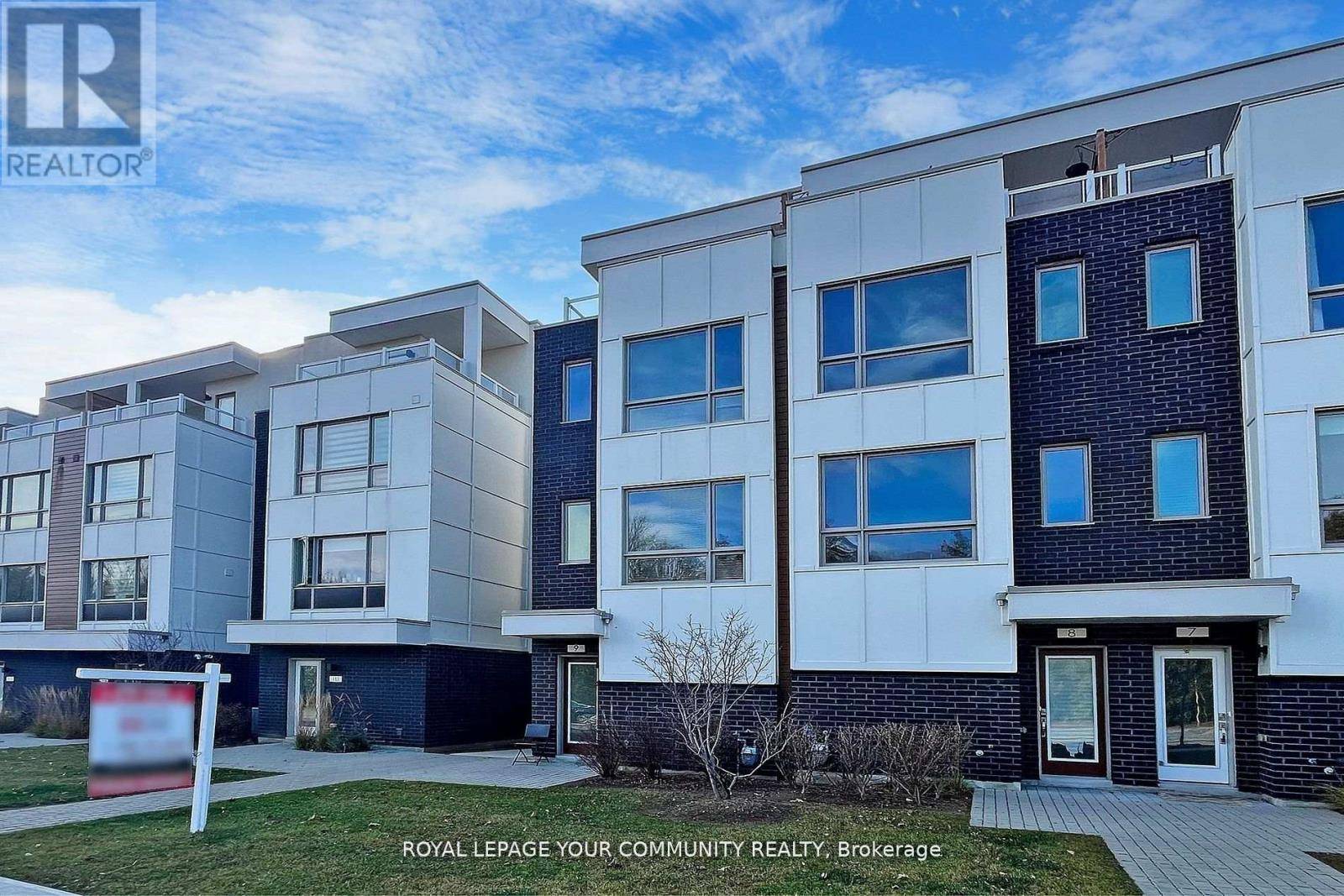 Pickering (highbush), ON L1V0E4,1870 Altona RD #9